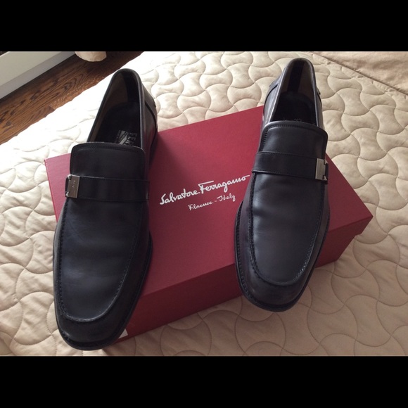 ferragamo ee width